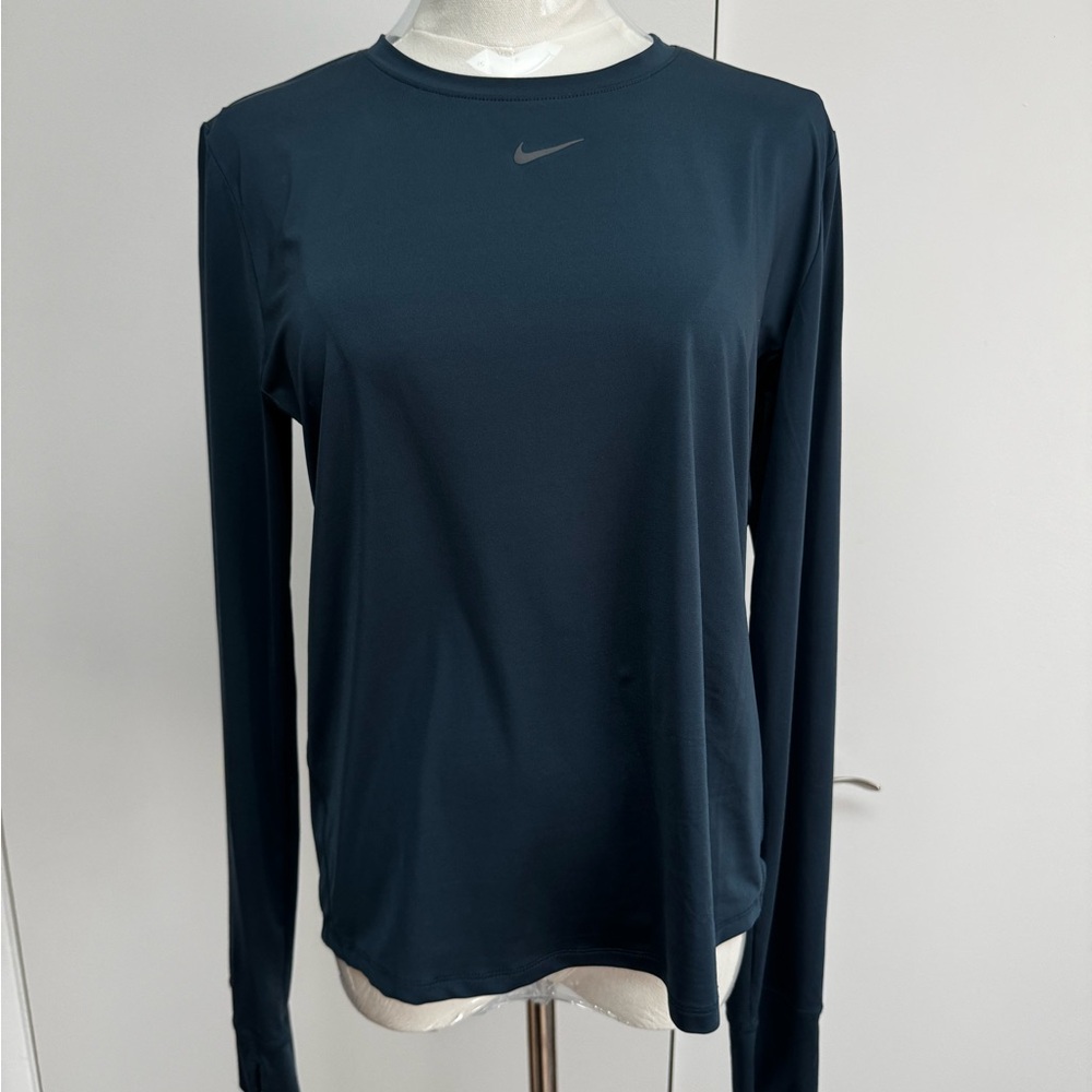 Nike Women's Long Sleeve Top